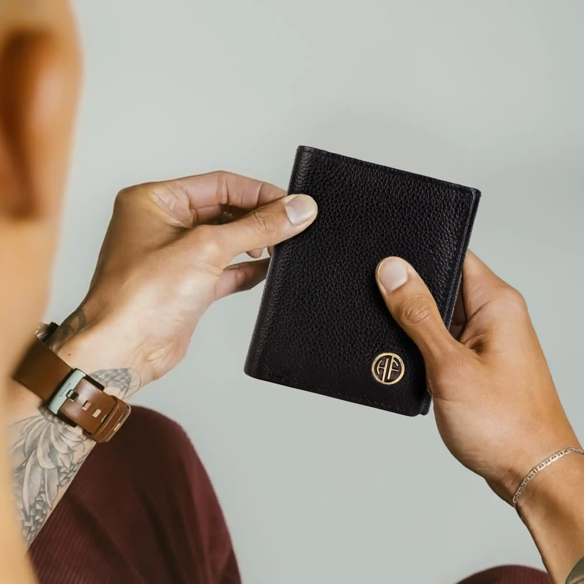 Trifold Mens leather wallets with RFID Protected Leather Wallet for Men - Leather Wallets for Men with 5 Card Slots - Image 56